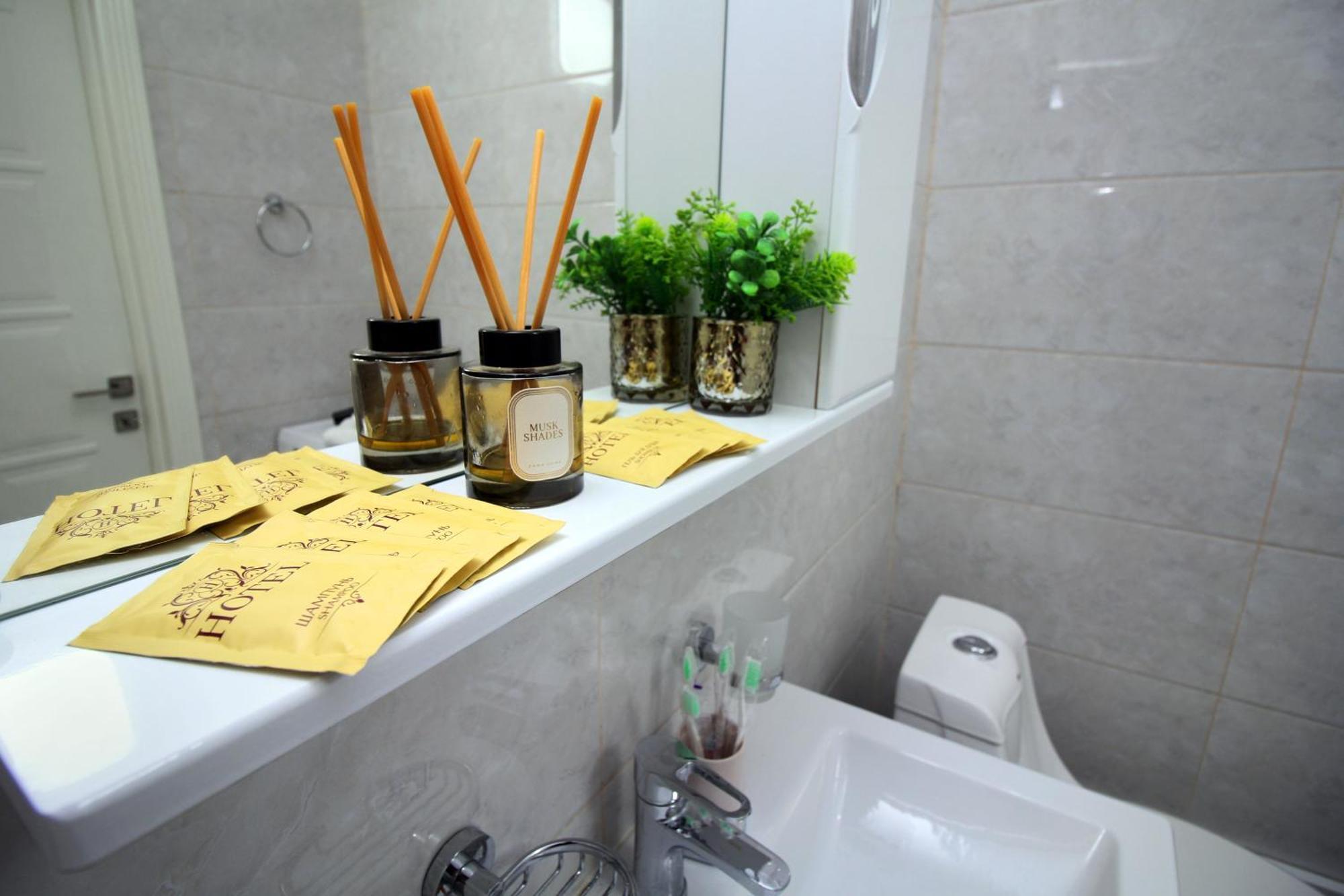 Your Home Away From Home 213 Алма Ата Екстериор снимка